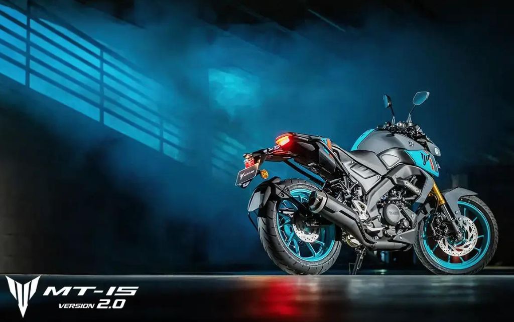 yamaha mt 15 v2 कंपनी इसके लुक्स पर काम करने के साथ ही इसमें काफी सारे फीचर्स भी दिए हैं। 